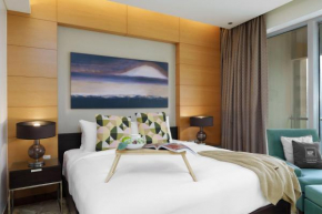 Maison Privee - Dazzling Studio with Direct Burj Khalifa Views